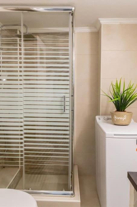 Cozy Airbnb Room In アテネ エクステリア 写真