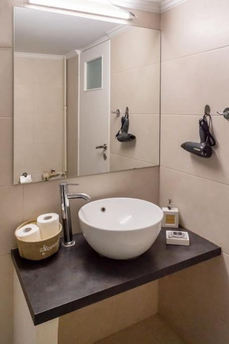 Cozy Airbnb Room In アテネ エクステリア 写真